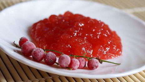 яблочное повидло с красной смородиной