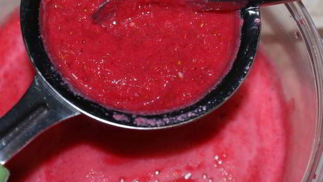 яблочное повидло с красной смородиной