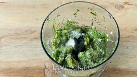 приправа из крыжовника с чесноком на зиму