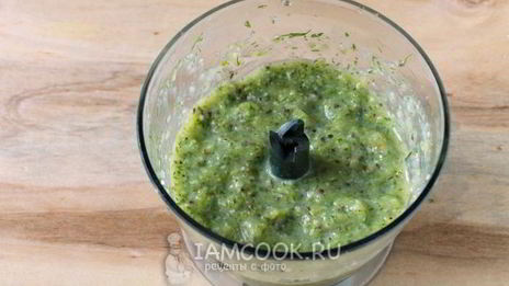 приправа из крыжовника с чесноком на зиму