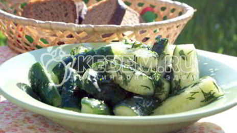 быстрые малосольные огурцы в пакете