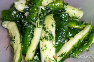 Быстрые малосольные огурцы