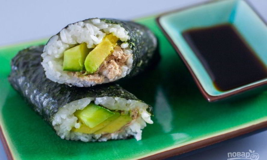 Рецепт консервированный тунец с рисом и авокадо