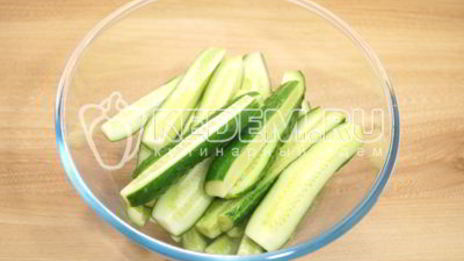 малосольные огурцы хрустящие