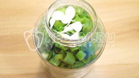 малосольные огурцы хрустящие