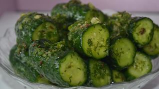 Малосольные огурцы сухого посола