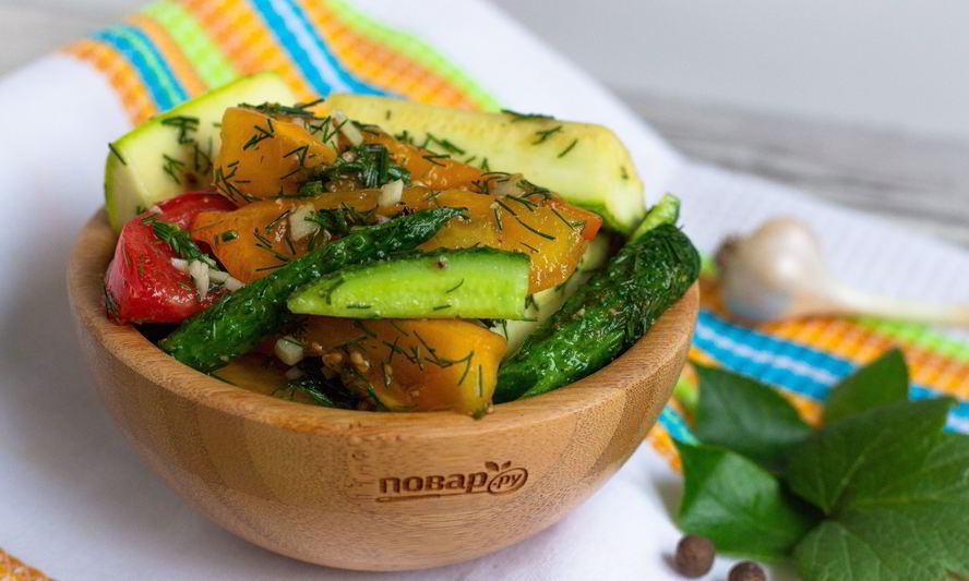 Рецепт малосольные овощи в пакете