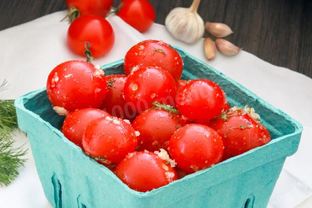 Малосольные помидоры в пакете