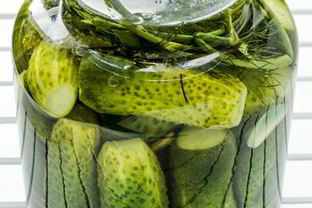 Острые малосольные огурцы