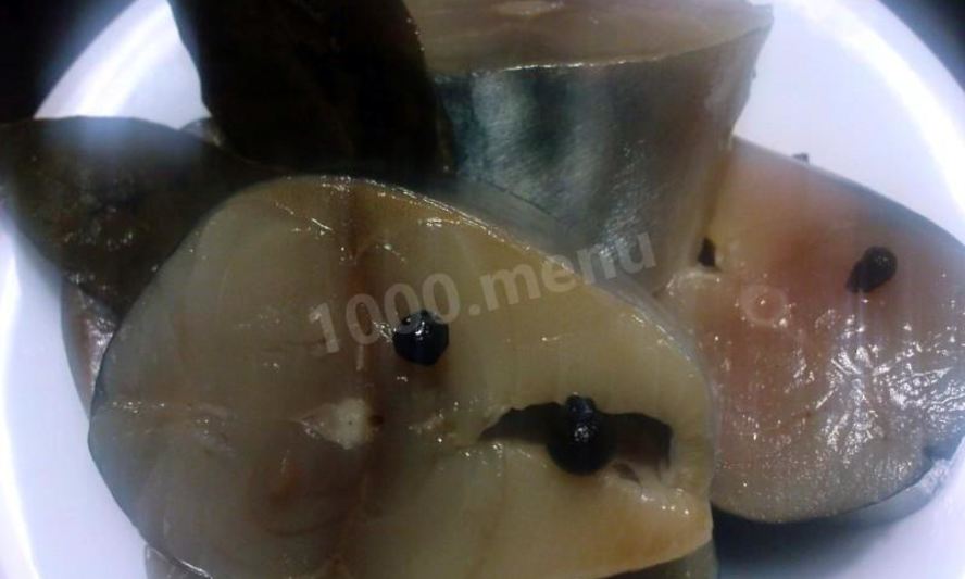 Рецепт соленая скумбрия пряного посола с душистым перцем