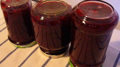 грушево-ежевичное варенье