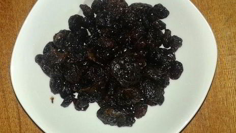 грушевое варенье с грецкими орехами и черносливом