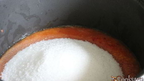 конфитюр из персиков, нектаринов, абрикосов с клубникой в мультиварке