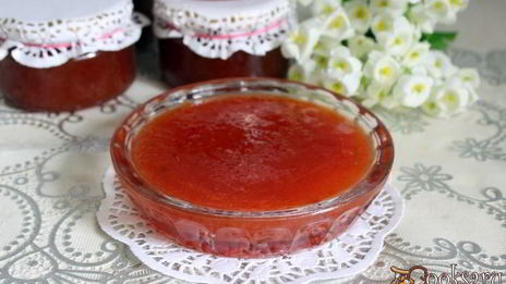 конфитюр из персиков, нектаринов, абрикосов с клубникой в мультиварке