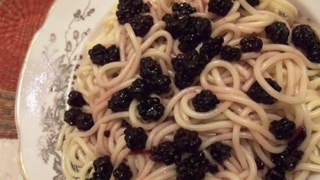 спагетти с вареньем