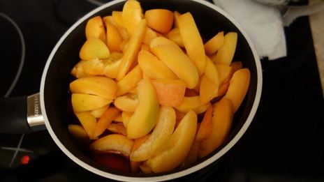 варенье из клубники с абрикосами и ромом