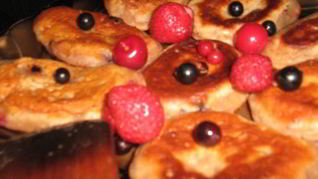 Ягодные оладушки