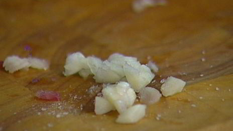 башенки из баклажанов с тыквой, гранатом и мятой