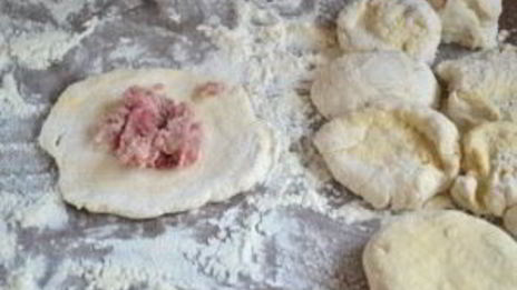 беляши с мясом