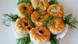 Беляши жареные дрожжевые с мясом