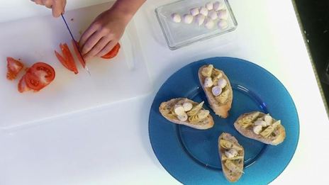 брускетта с артишоками