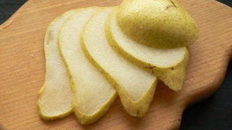 брускетта с грушей