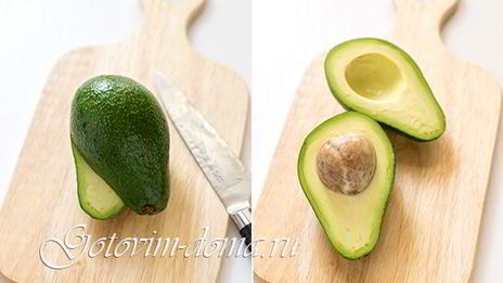 брускетта с гуакамоле и креветками