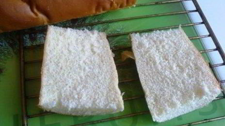 брускетта с инжиром и пармской ветчиной