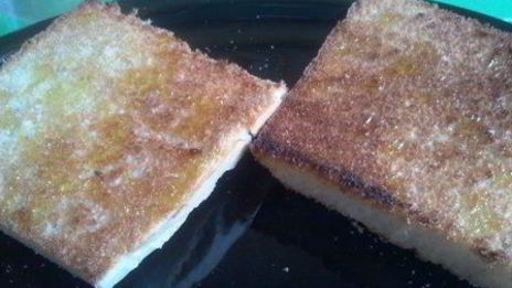 брускетта с инжиром и пармской ветчиной