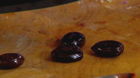 брускетта с красной фасолью и сладким перцем