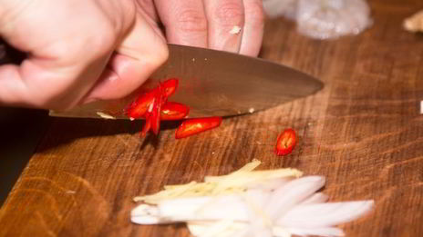 брускетта с креветками