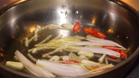 брускетта с креветками