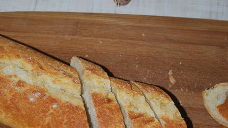 брускетта с помидорами