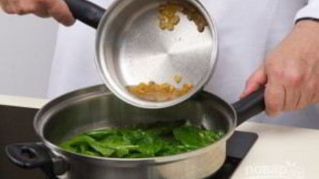 брускетта со шпинатом