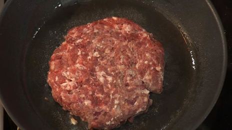 бургер из говядины с картофелем пай