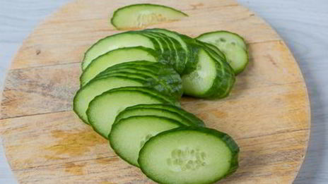 бургер с куриным филе и беконом