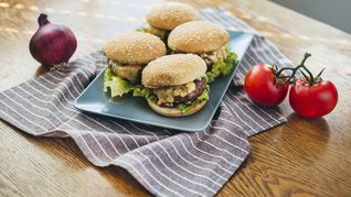 Домашние бургеры с котлетой