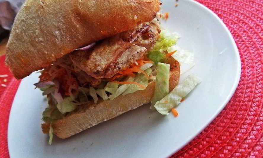 Рецепт двойной чикен-бургер на ржаной чиабатте