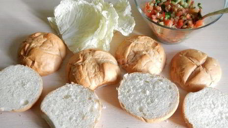 гамбургер с куриным филе