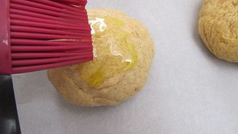 гамбургеры овощные из нутовых булочек