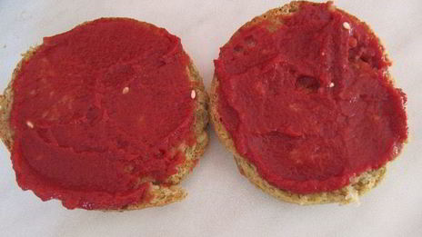 гамбургеры овощные из нутовых булочек