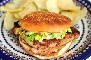 Классический чикенбургер