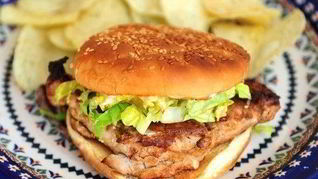 Классический чикенбургер