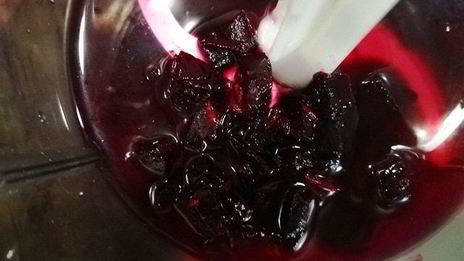 розовый бургер с нежнейшей котлетой