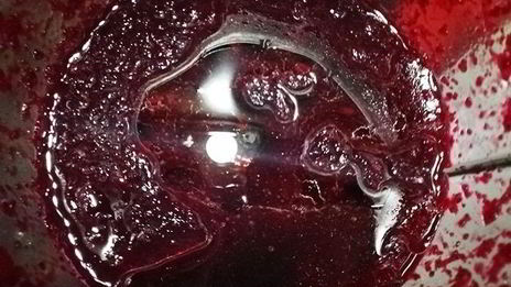 розовый бургер с нежнейшей котлетой