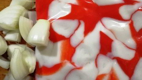 розовый бургер с нежнейшей котлетой