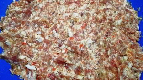 розовый бургер с нежнейшей котлетой