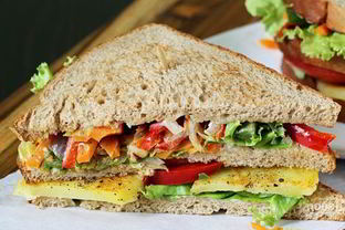 Бутерброды на шпажках