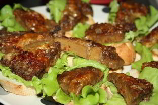 Бутерброды с глазированной печенью