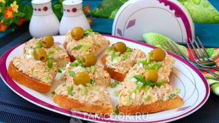 Бутерброды с консервированным тунцом